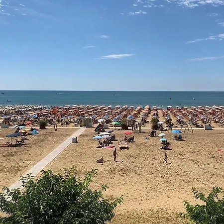 Ξενοδοχείο Karibe 2*